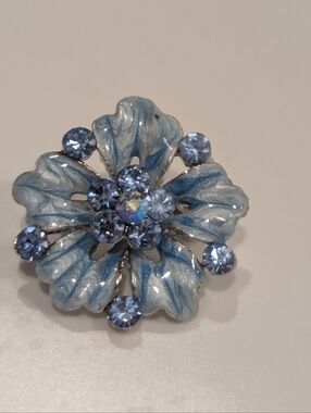 Blue Flower Crystal Brooch - Women Jewelry